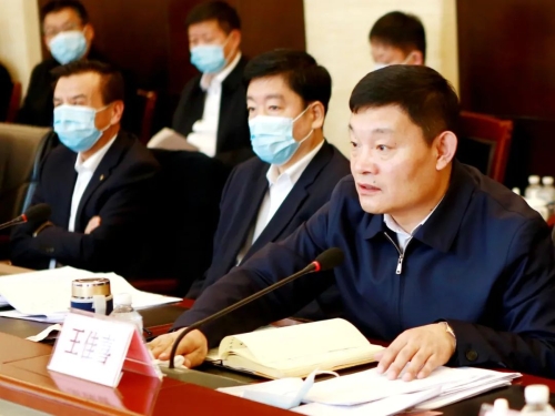 沈莹在鹤矿公司主持召开龙煤集团改革脱困工作座谈会
