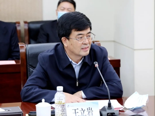 集团公司与重点发电企业举行煤电保供增量签约仪式
