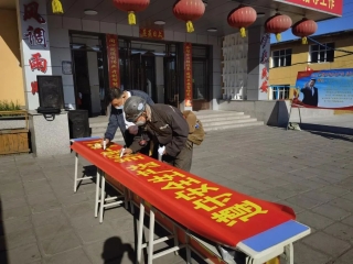 �徲������8