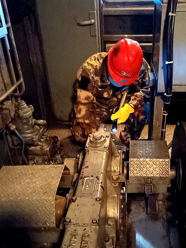 20211021  集团公司开展矿区自营铁路运输安全质量标准化检查04