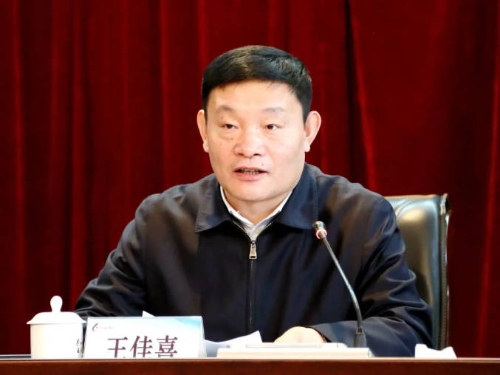 王佳喜在集团公司机关2022年度双先表彰会议上强调切实